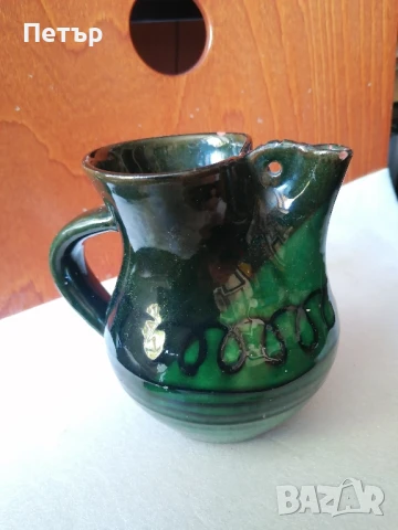  Продавам красив колоритен глинен съд кана