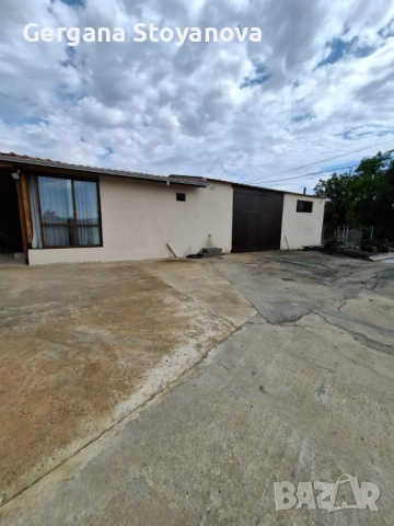 Имот с къща и промишлена сграда, снимка 4 - Парцели - 51258263