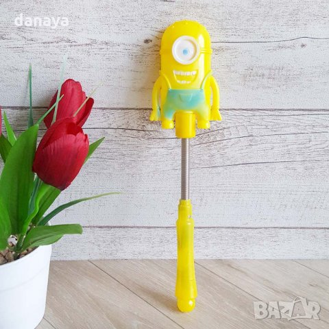 2131 Парти светеща пръчка Миньон с пружина, снимка 4 - Фигурки - 33033623