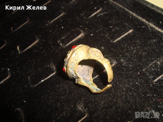 СТАРИНЕН ВЪЗРОЖДЕНСКИ ПРЪСТЕН САЧАН БРОНЗ УНИКАЛНА РЪЧНА МАЙСТОРСКА ИЗРАБОТКА с КАМЪНИ БИЖУ 17533, снимка 12 - Антикварни и старинни предмети - 33046715
