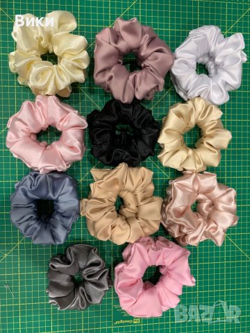 Скрънчи, ластик за коса от сатен, снимка 4 - Аксесоари за коса - 43300187