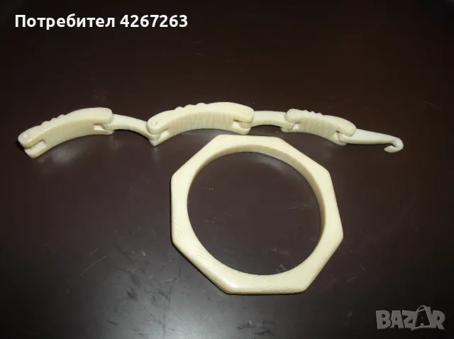 Старинна дамска гривна от слонова кост, от преди забраната., снимка 8 - Гривни - 47583439