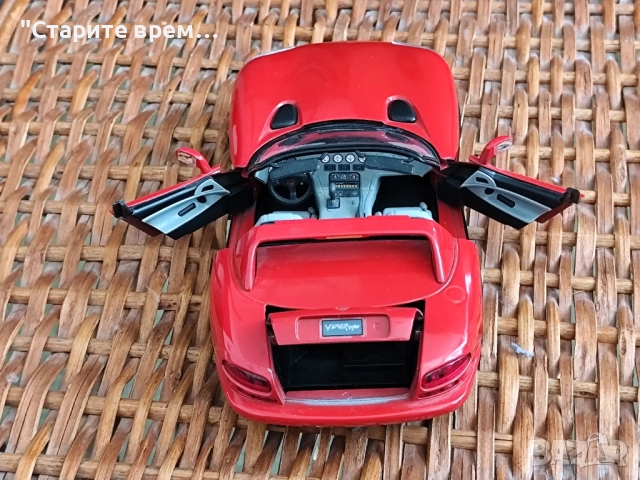 КАБРИОЛЕТО РОУДСТЪР СПОРТЕН АВТОМОБИЛ 1:18 , снимка 4 - Други ценни предмети - 51433433