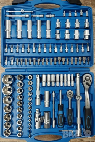 Комплект гедоре 1/4 и 1/2.– 111 части