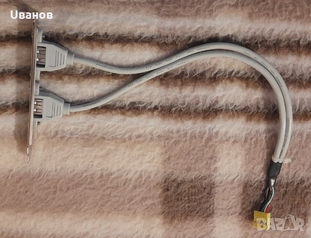 Планка извеждаща 2 бр. USB портa от дънната платка на задния панел на компютър, снимка 1 - Кабели и адаптери - 32262143