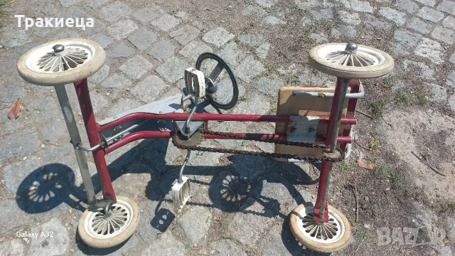 ГОЛЯМА СТАРА ДЕТСКА КОЛИЧКА С ПЕДАЛИ , снимка 6 - Антикварни и старинни предмети - 50032607