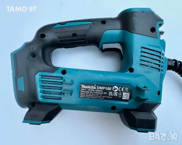 Makita DMP180 - Акумулаторен компресор за помпане на гуми 18V, снимка 3 - Други инструменти - 48082798