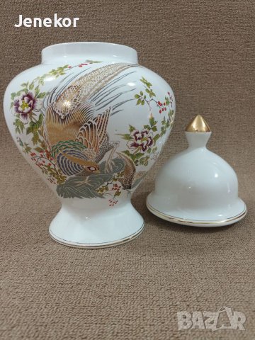 Порцеланова ваза. , снимка 5 - Антикварни и старинни предмети - 40719603