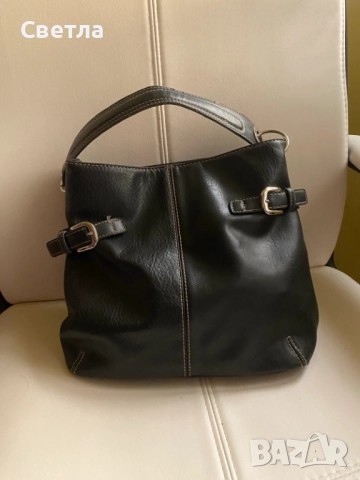 Дамски чанти - оригинали - CARPISA-50лв и TOMMY HILFIGER, 30лв, снимка 2 - Чанти - 52366794