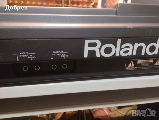 Синтезатор Roland E70, снимка 3 - Синтезатори - 53384340