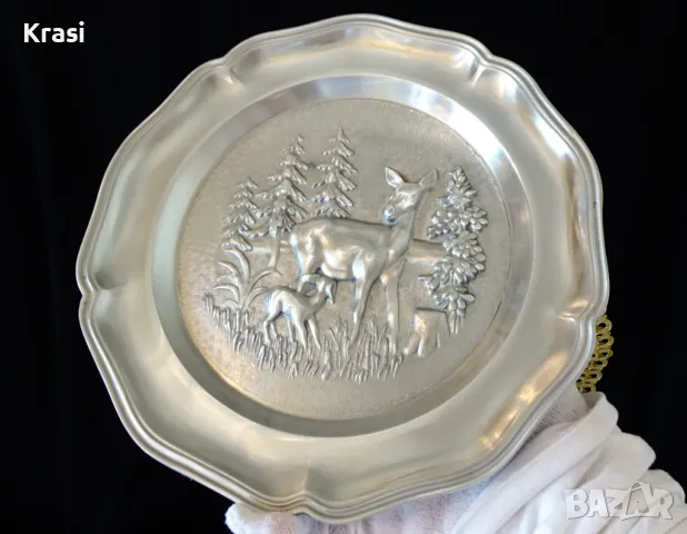 Пано от калай Сърна с малко Еленче. 