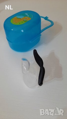 биберон и протектори Nuk,лигавче Canpol,купа за хранене,залъгалка,шампоан,пудра,четка, снимка 5 - Прибори, съдове, шишета и биберони - 32274207