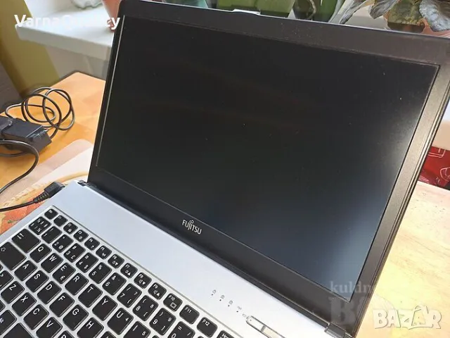 Мощен бизнес лаптоп Fujitsu LifeBook S935 | 13.3" FHD IPS, i5-5300U, 10GB RAM, 128GB SSD с гаранция, снимка 4 - Лаптопи за работа - 37611651