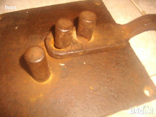 Бигляр Старо Качество-Трицилиндров-Ръчен Уред Огъване Арматура Всякаква-Масивен-4,5кг-Дебелина 10мм, снимка 7 - Други инструменти - 43307193