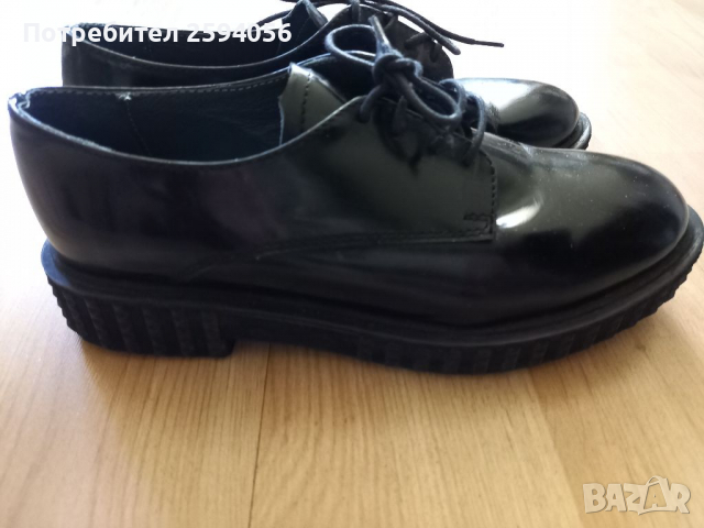 Черни дамски,естествена кожа, италиански обувки, снимка 5 - Дамски ежедневни обувки - 36387928