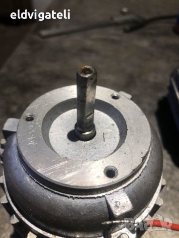 Монофазен ел.двигател/електродвигател, снимка 4 - Електродвигатели - 43773578