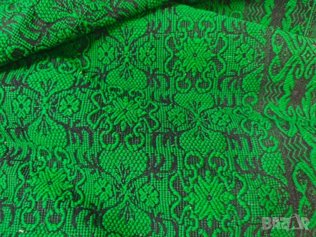 Продавам Зелен килим / покривало за легло, снимка 5 - Олекотени завивки и одеяла - 51750280