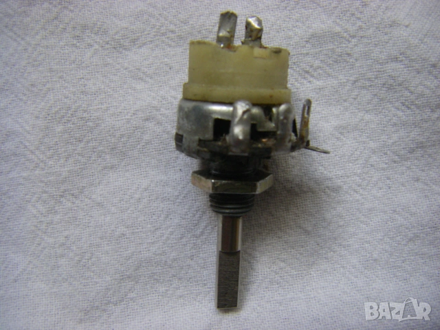 Немски потенциометри - нови и употребявани , снимка 17 - Друга електроника - 47559968