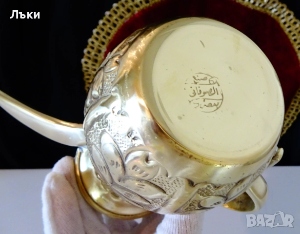 Арабска бронзова кана за кафе,джезве,Dallah,печат на майстора. , снимка 9 - Антикварни и старинни предмети - 51882613