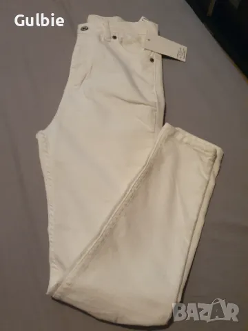 Бял панталон и чанта