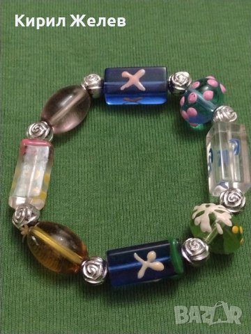 Свежа модерна много красива дамска гривна ластична перфектно състояние 37426