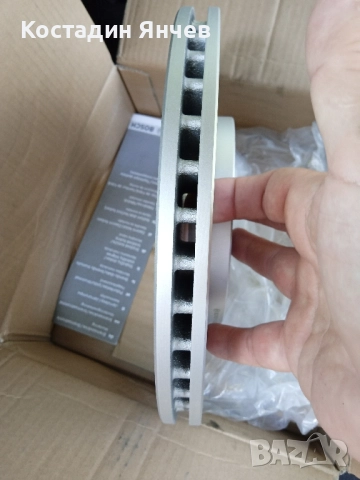 Спирачни  дискове Bosch 09864786 18 ,накладки Citroen Peugeot , снимка 4 - Части - 51457209