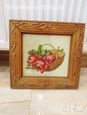 Гоблен рози в панер с рамка