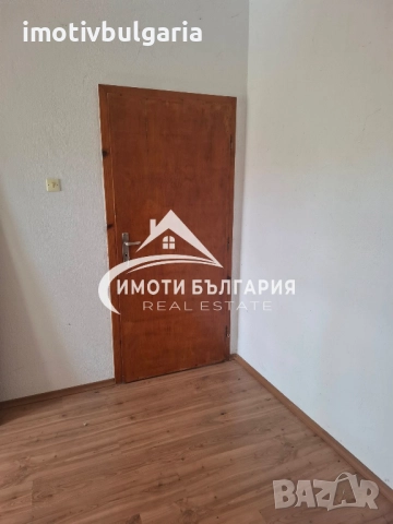 Къща на един етаж в с. Кърнаре, общ. Карлово, снимка 3 - Къщи - 52153828