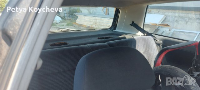 продавам голф 1.4 газ-бензин,регистриран,обслужен, снимка 9 - Автомобили и джипове - 34483348