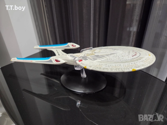StarTrek U.S.S NCC 1701 E, снимка 2 - Колекции - 52002252