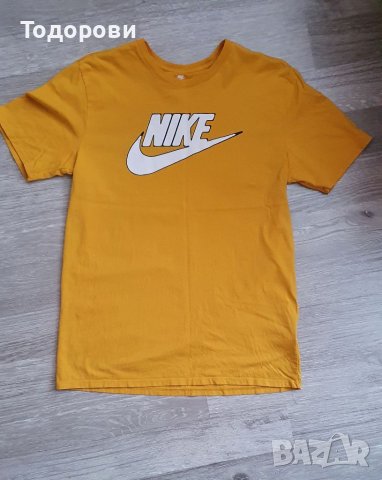 L дънки и тениски Nike, снимка 1 - Тениски - 38329187