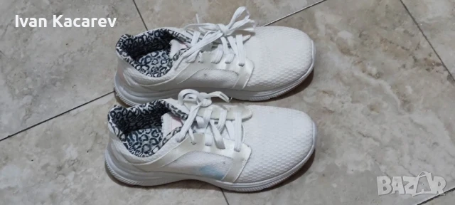 КАТО нови 40/1.2, снимка 4 - Дамски ежедневни обувки - 50783196