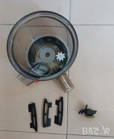 Сокоизтисквачка за мелене на плодове зеленчуци и листни, модел Kuvings модел 950 SC. , снимка 11 - Сокоизстисквачки и цитрус преси - 51734981