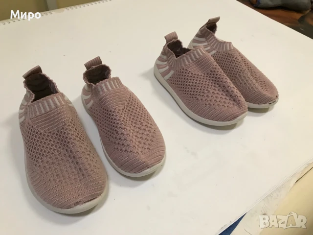 Детски обувки N 23, 25 