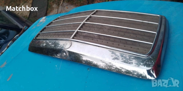 Решетка за Мерцедес 124, снимка 4 - Части - 45876603