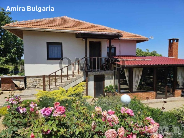 Къща с красива панорама и голям двор, снимка 2 - Къщи - 51757090