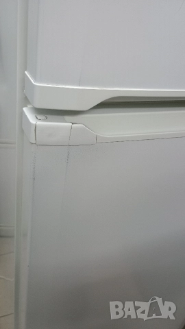 Хладилник с камера Liebherr, снимка 11 - Хладилници - 52815692