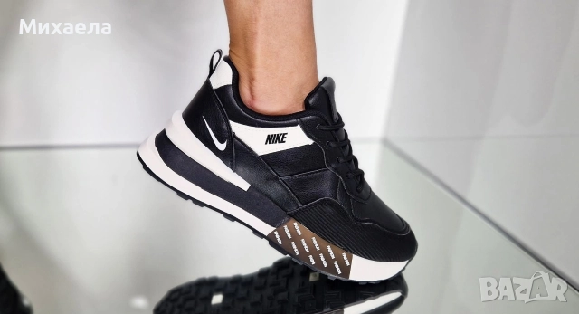 Дамски маратонки Nike - 60 лв., снимка 2 - Маратонки - 52746059