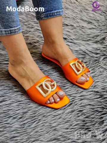 Dolce & Gabbana дамски чехли Различни цветове , снимка 4 - Чехли - 48473469