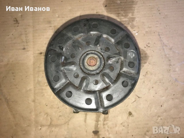 Lexus is220 компресор климатик , снимка 2 - Части - 53476131