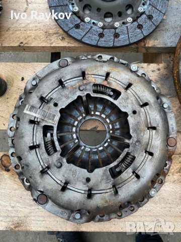 BMW 118, 2008g, 143 к.с. Маховик - комплект, снимка 4 - Части - 43131488