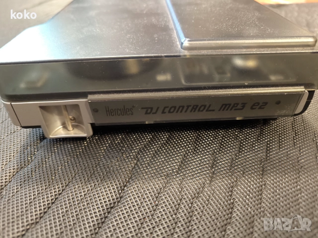 Dj пулт Hercules MP3 E2 , снимка 7 - Ресийвъри, усилватели, смесителни пултове - 52279245