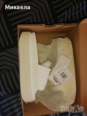 Adidas Adilette Bonegs W, чехли на платформа