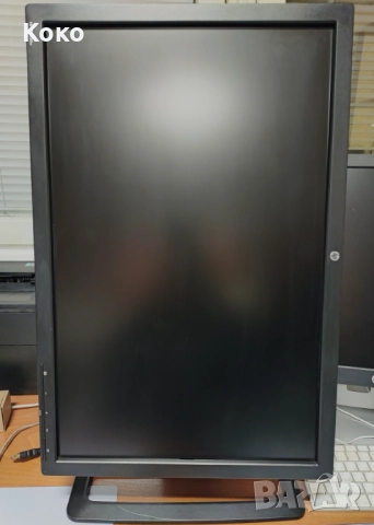 Монитори 24 инча HP ZR2440w, снимка 2 - Монитори - 52588849