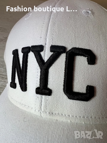 Бяла бейзболна шапка с черна бродерия NYC с регулираща се обиколка 100% памук 🤍🤍🤍🤍🤍🤍, снимка 2 - Шапки - 52002263