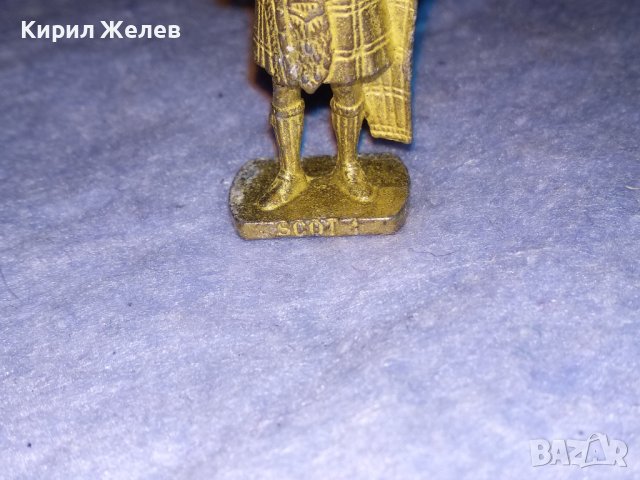 СТАРО МЕТАЛНО ВОЙНИЧЕ КИНДЕР - ШОТЛАНДЕЦ с ПОЗЛАТА РЯДКО За КОЛЕКЦИЯ 37109, снимка 3 - Колекции - 40392622