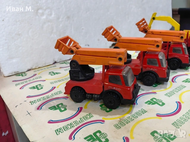 стари ламаринени камиончета МИКРО , снимка 2 - Антикварни и старинни предмети - 53602360