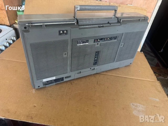 Касетофон Sharp GF-777Z, снимка 4 - Радиокасетофони, транзистори - 51021177