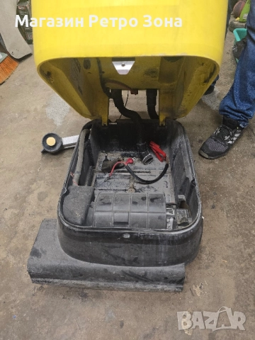 Подопочистващ автомат Karcher BR 40/25 , снимка 5 - Друго търговско оборудване - 52266616