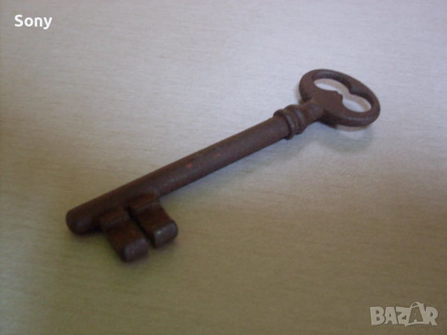 Стар железен ключ., снимка 3 - Антикварни и старинни предмети - 52580647